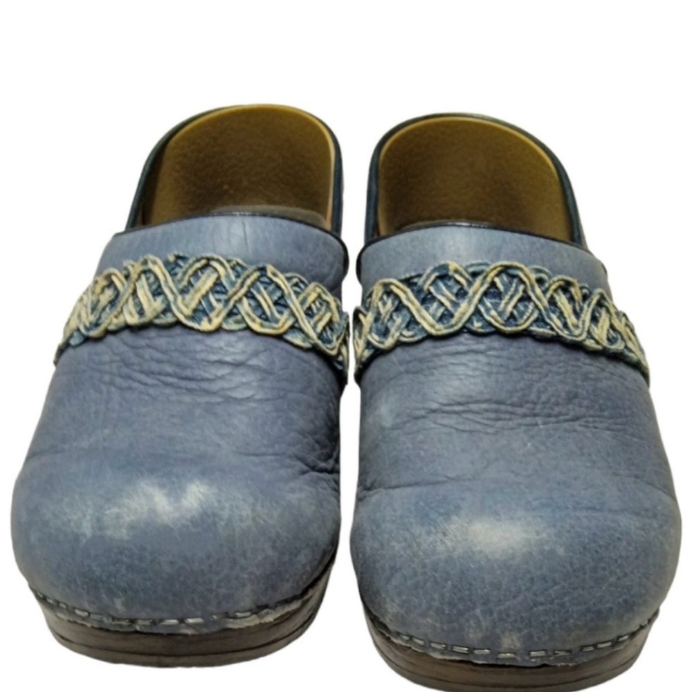 Sanita danish clogs blue leather size 8.5